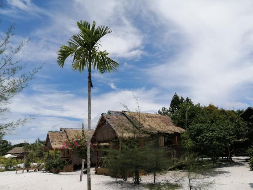 Green Blue Beach Hostel Koh Rong Sanloem Exterior foto