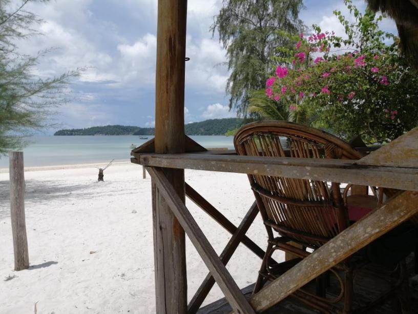 Green Blue Beach Hostel Koh Rong Sanloem Exterior foto